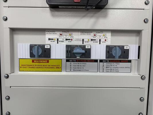 CE+T 36KVA AC DC 인버터 캐비닛 BRAVO 25 48/2303PH 36KVA 24KVA 12KVA 시스템 캐비닛