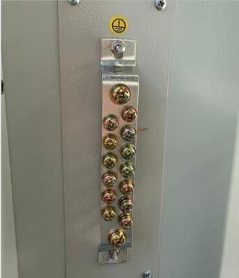 통신 스테이션 배터리 저장을 위한 1500W 에어컨을 갖춘 맞춤 제작 아연도금 강철 1.5mm 두께 14U 옥외 내각 인클로저